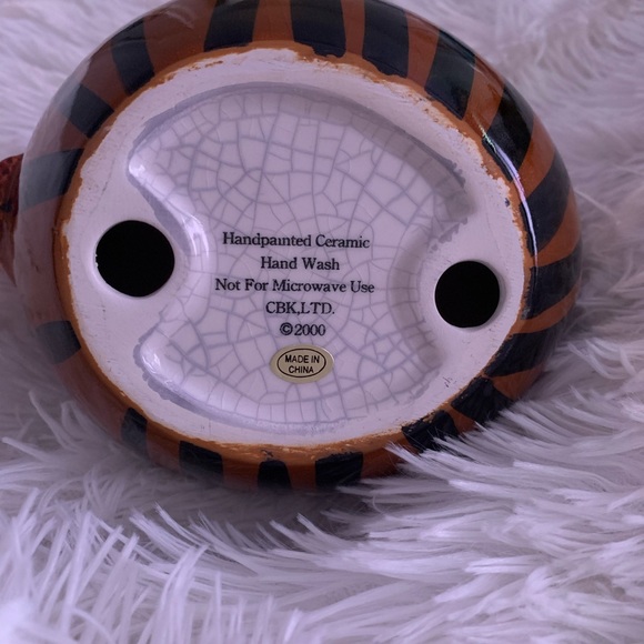 Decorative ceramic hen - Picture 3 of 3